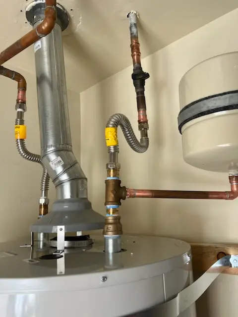 Water heater installation and plumbing repair in Baxter